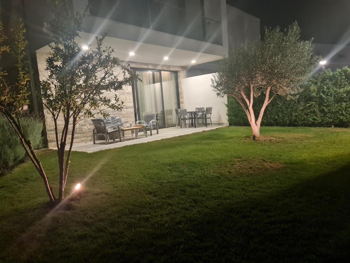 Rosemarine Villas Durrës Exterior foto